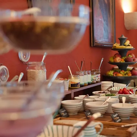 Hotel Gutshofhotel Winkler Braeu 4*