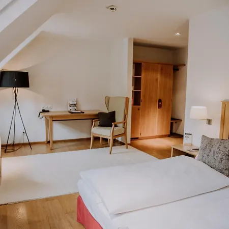 Gutshofhotel Winkler Braeu