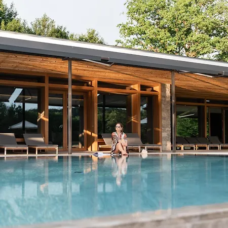 Gutshofhotel Winkler Braeu 4*