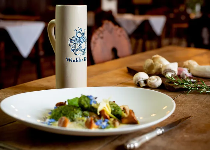 Gutshofhotel Winkler Braeu Hotel 4*