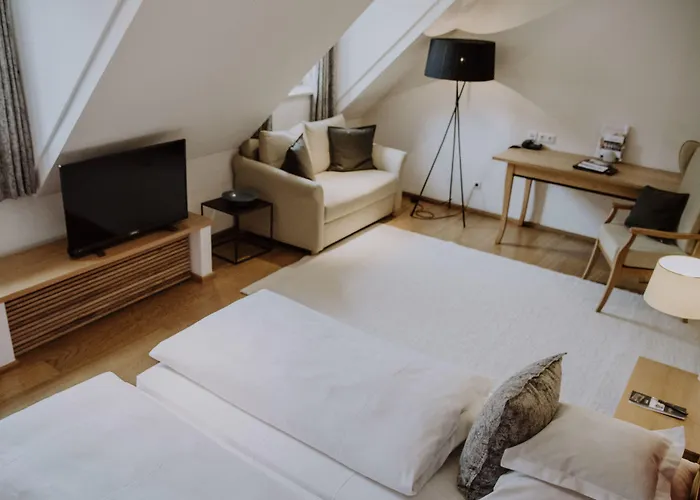Gutshofhotel Winkler Braeu Hotel
