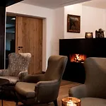 Gutshofhotel Winkler Braeu 4*