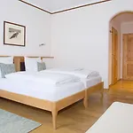 Gutshofhotel Winkler Braeu Hotel 4*