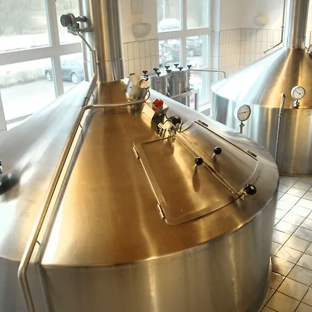 Otel Gutshofhotel Winkler Braeu Lengenfeld (Bavaria)