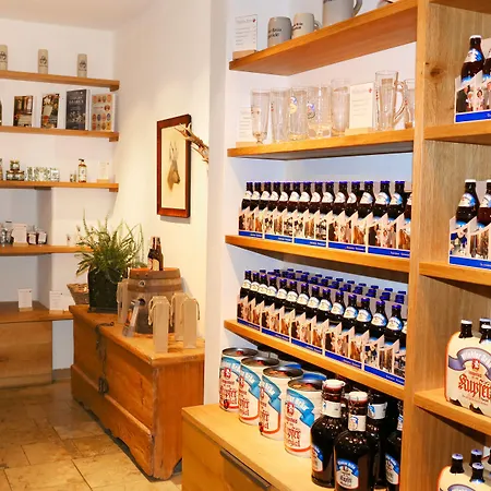 Gutshofhotel Winkler Braeu Otel 4*