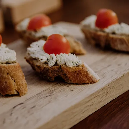 Gutshofhotel Winkler Braeu Lengenfeld (Bavaria)