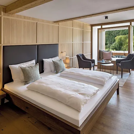 Gutshofhotel Winkler Braeu Lengenfeld (Bavaria)