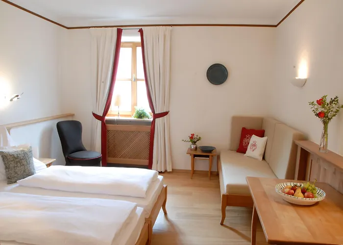 Gutshofhotel Winkler Braeu Hotel