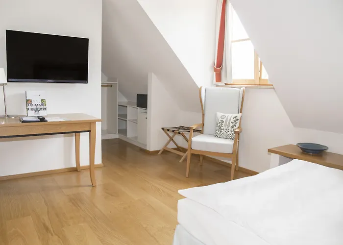 Gutshofhotel Winkler Bräu 4*